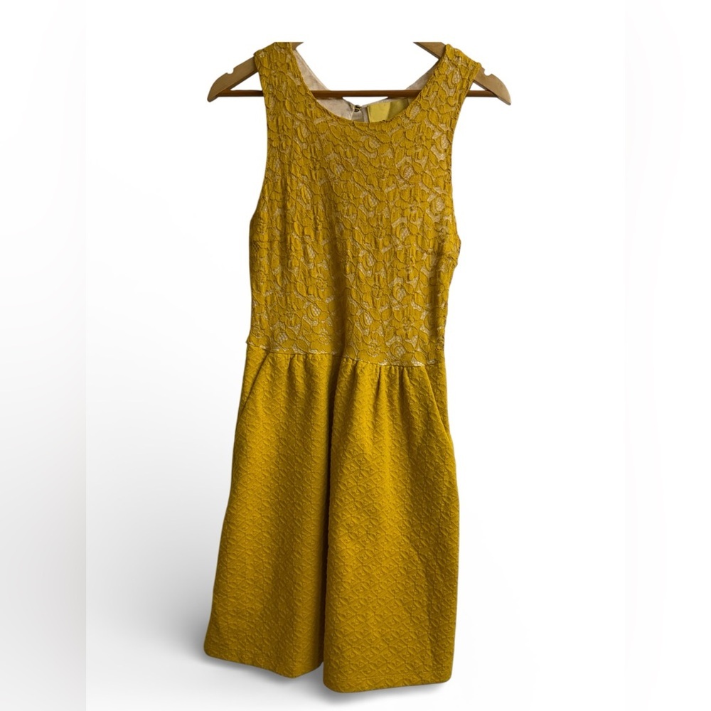 Maeve Chartreuse Fabric Detail